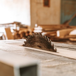 Holz Reparaturen Oberland