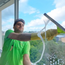 EcoBrightClean
